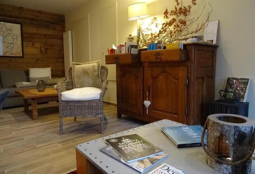 ペンション La Pierre D Eau