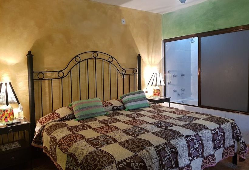 Hostel Posada Maruth