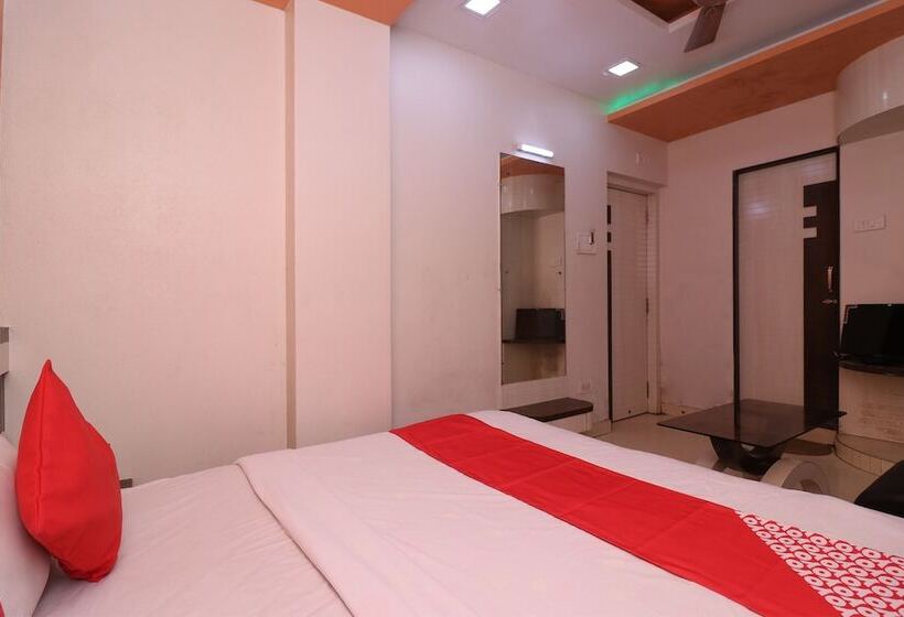 هتل Artland By Oyo Rooms