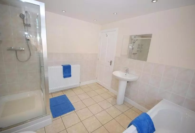 Saltburn Holidays Bluebell Cottage