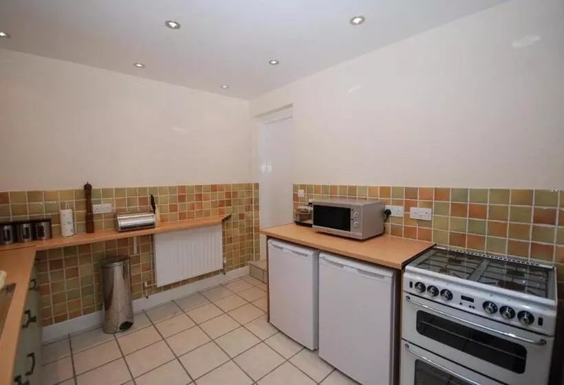 Saltburn Holidays Bluebell Cottage
