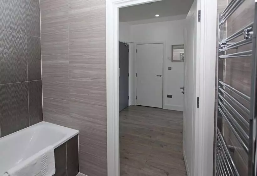 Sapphire House Apartments