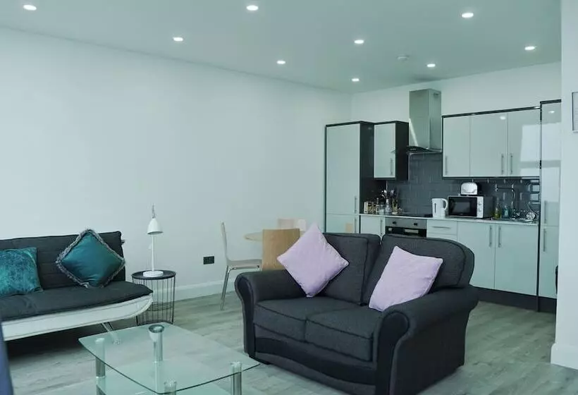 Sapphire House Apartments