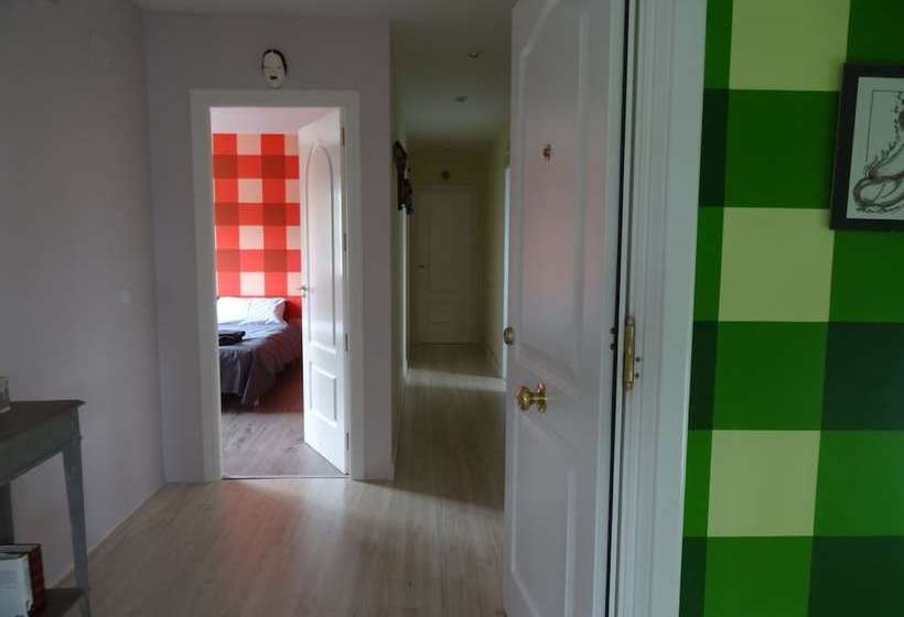 مبيت وإفطار Barcoiris Guesthouse For Gay Men