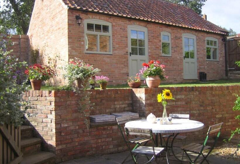 Bed and Breakfast Ivy Cottage