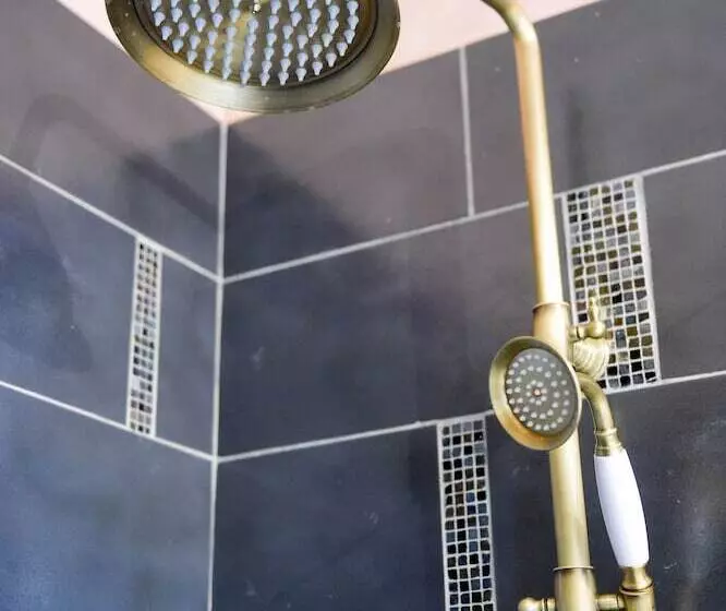 Aamiaismajoitus (B&B) L'en Vert