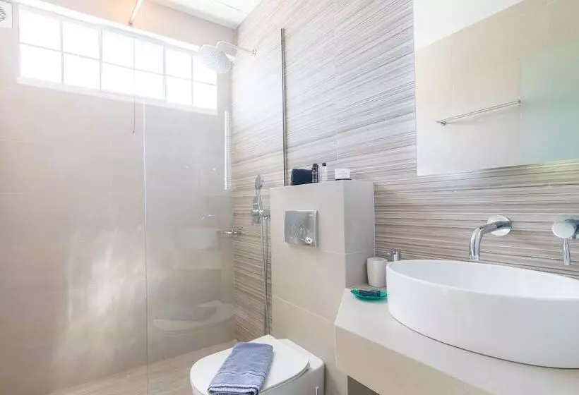 Bella Vista Luxury Apartments