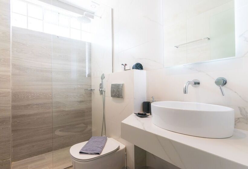 Bella Vista Luxury Apartments