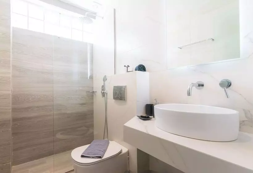 Bella Vista Luxury Apartments