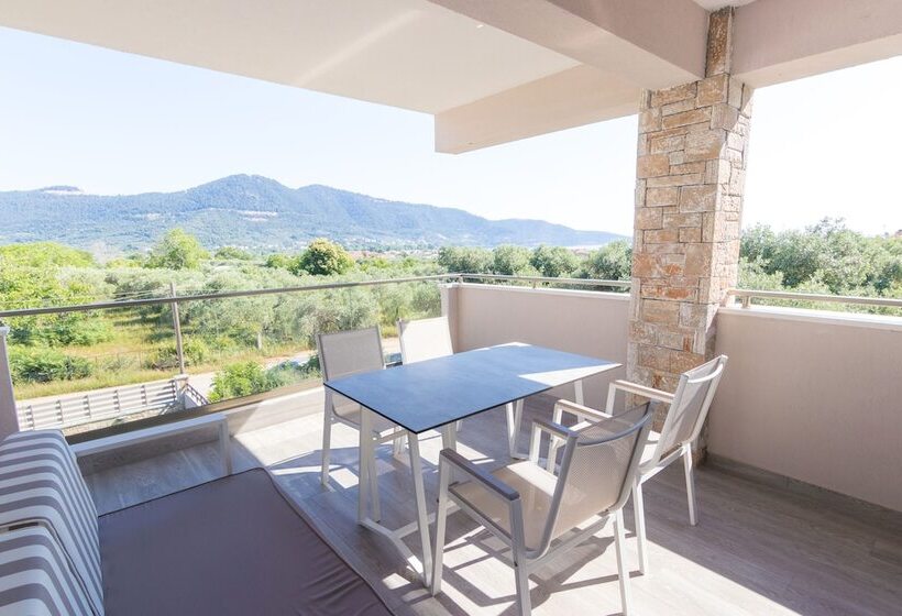 Bella Vista Luxury Apartments