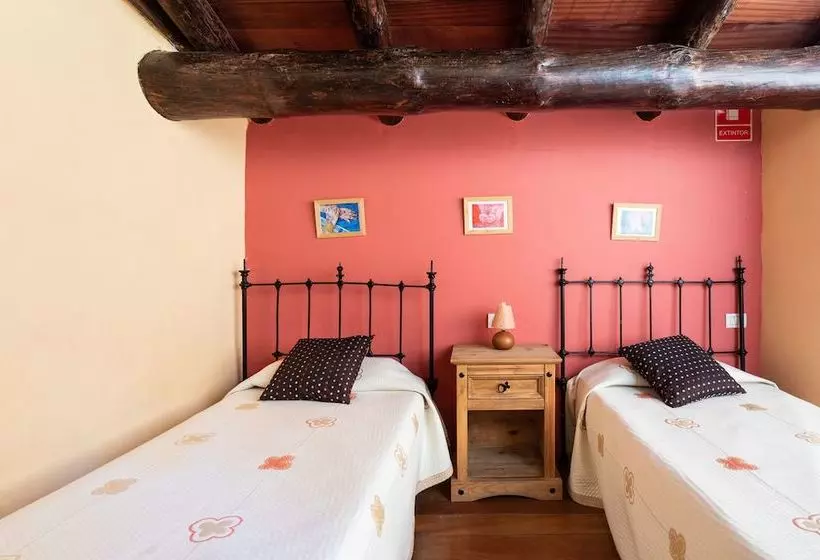 Homelike Charming Rustic House El Pinar