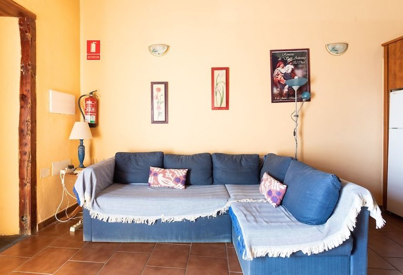 Homelike Charming Rustic House El Pinar