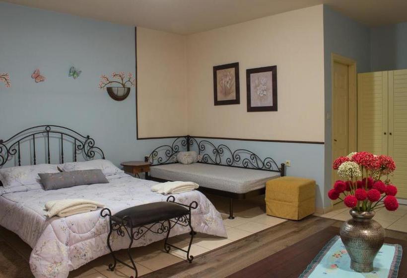 فندق Akrolimnion