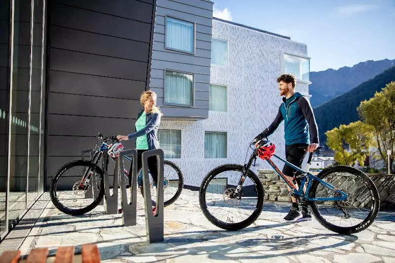 Hotelli Holiday Inn Express & Suites Queenstown, An Ihg