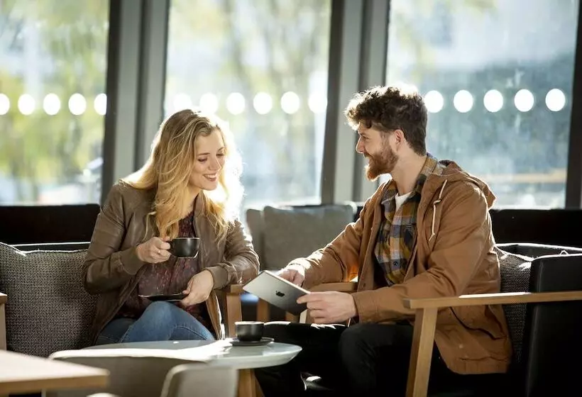 Hotelli Holiday Inn Express & Suites Queenstown, An Ihg