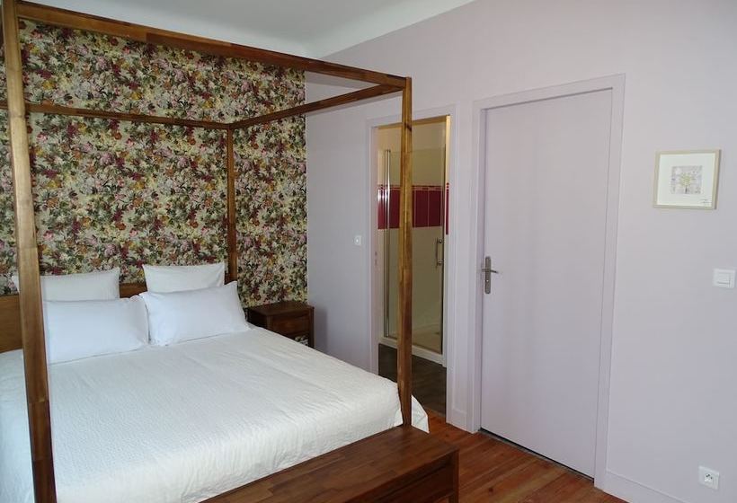 פנסיון A La Vill Adour