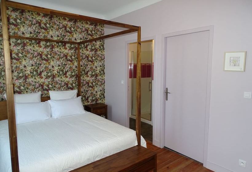 פנסיון A La Vill Adour