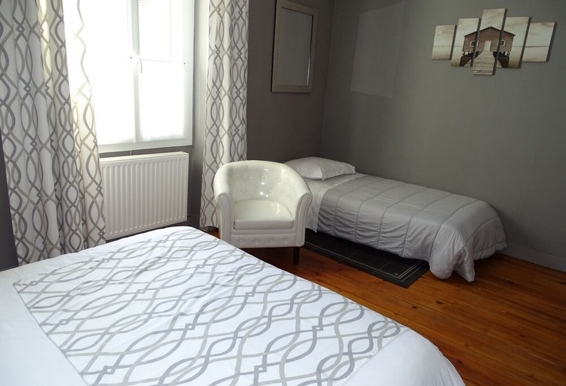 פנסיון A La Vill Adour