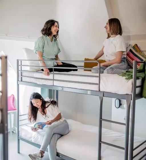 Pink Flamingo Boutique Hostel