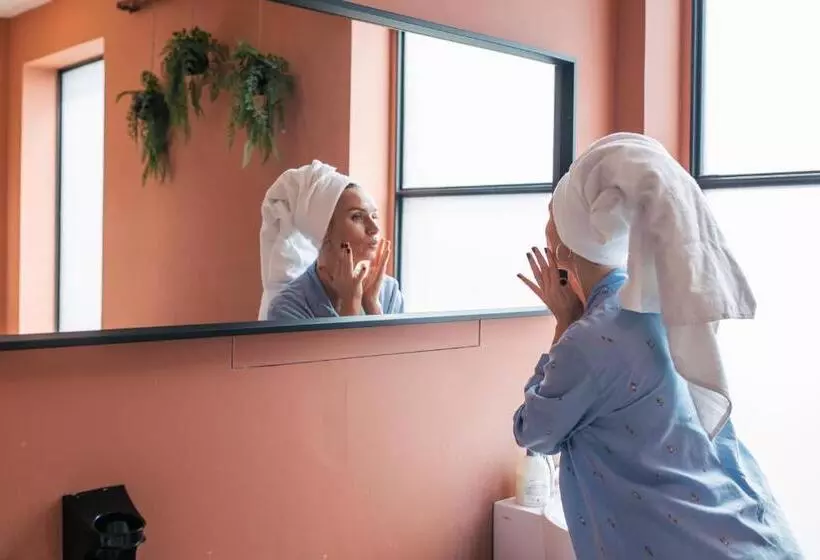 Pink Flamingo Boutique Hostel