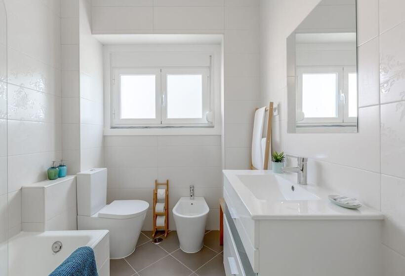 Sunny, Bright And Quiet Apartment, By Timecooler