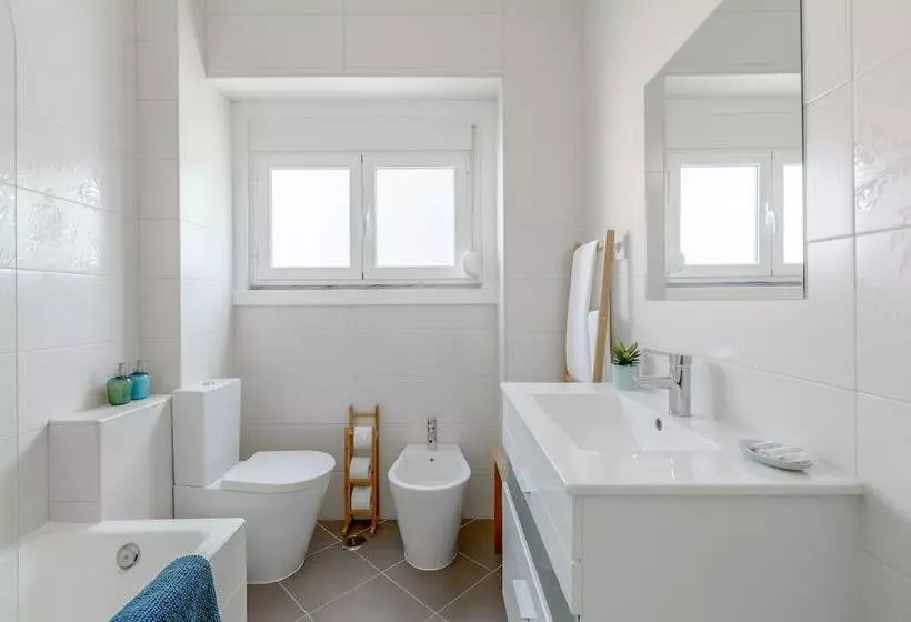 Sunny, Bright And Quiet Apartment, By Timecooler