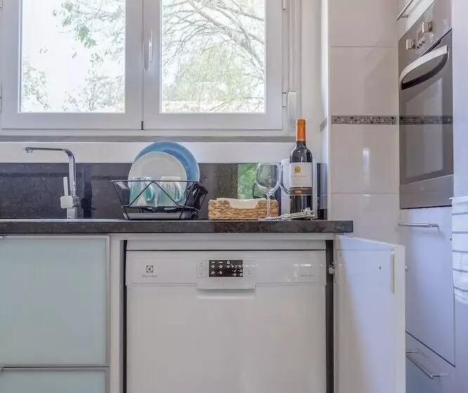 Sunny, Bright And Quiet Apartment, By Timecooler