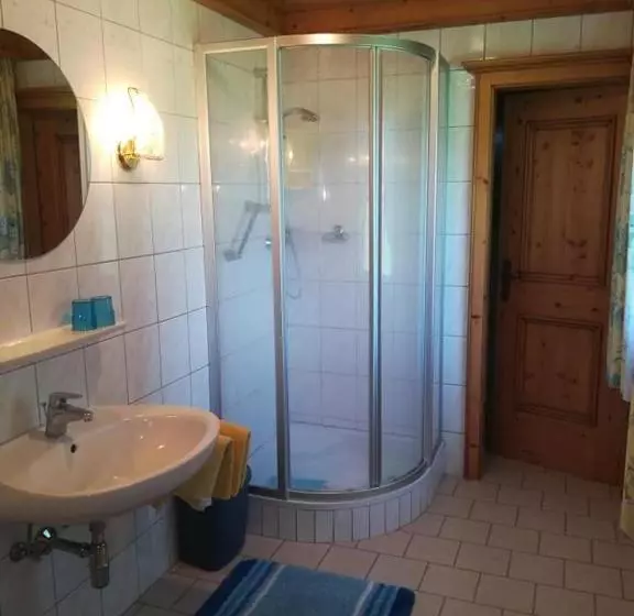 Aamiaismajoitus (B&B) Gasthof Finkenhof