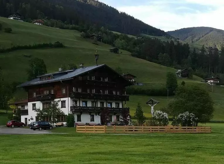 Aamiaismajoitus (B&B) Gasthof Finkenhof