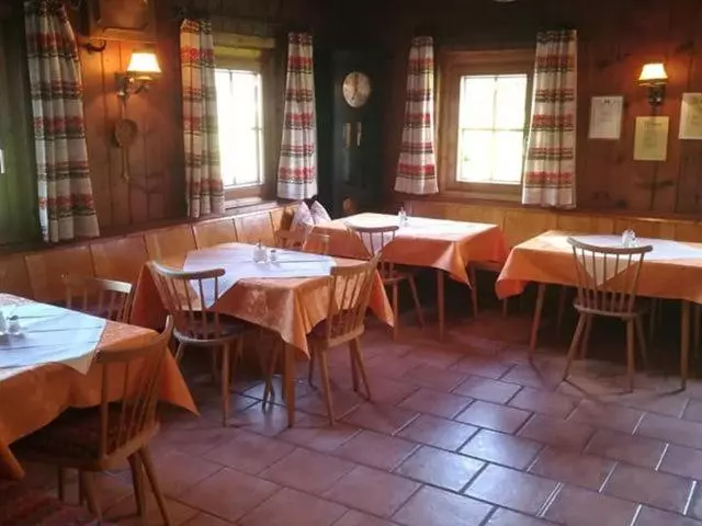 Aamiaismajoitus (B&B) Gasthof Finkenhof