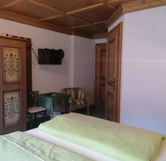 Aamiaismajoitus (B&B) Gasthof Finkenhof