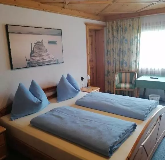 Aamiaismajoitus (B&B) Gasthof Finkenhof