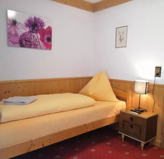 Aamiaismajoitus (B&B) Gasthof Finkenhof