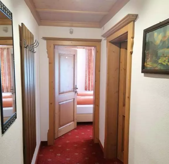 Aamiaismajoitus (B&B) Gasthof Finkenhof