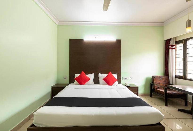 호텔 Capital O 63523  Palika