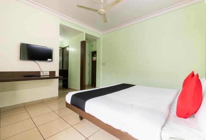 호텔 Capital O 63523  Palika