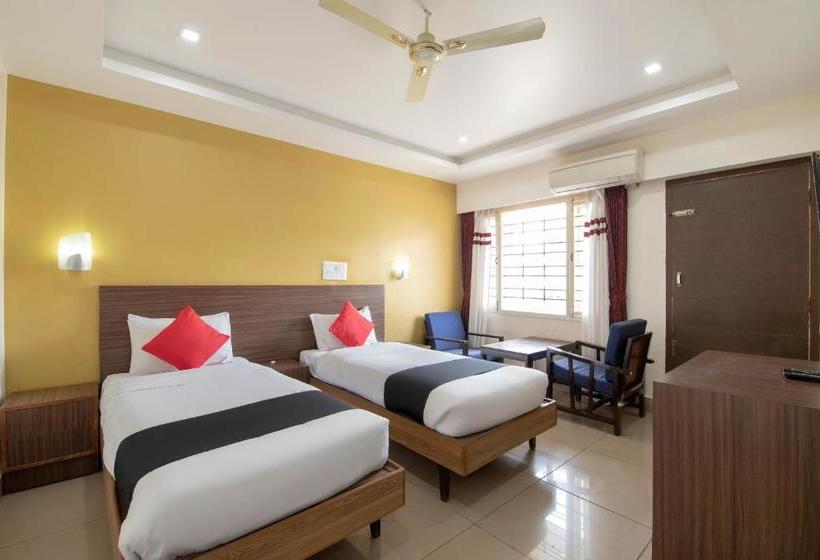 호텔 Capital O 63523  Palika