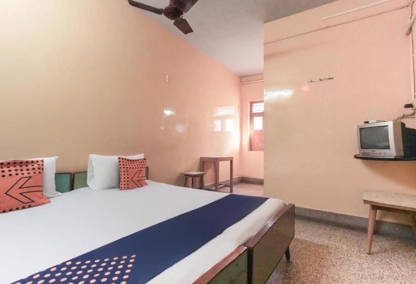 Отель Spot On 64406 Ssr Lodging House