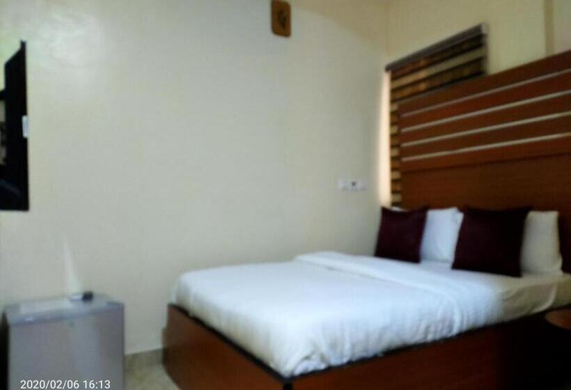 Alim Royal Hotel And Suite