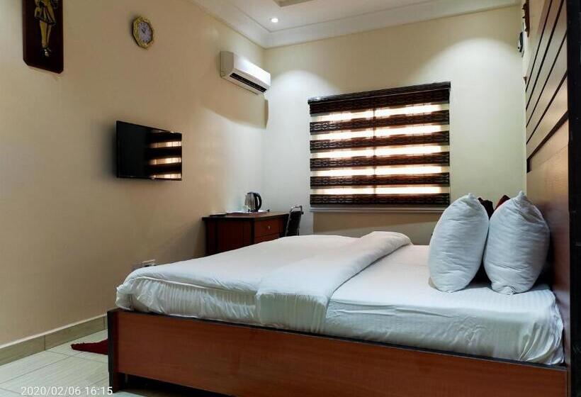 Alim Royal Hotel And Suite