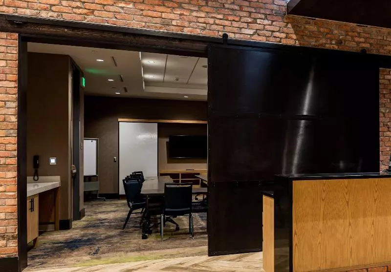 هتل Hyatt House Nashville Downtown Convention Center