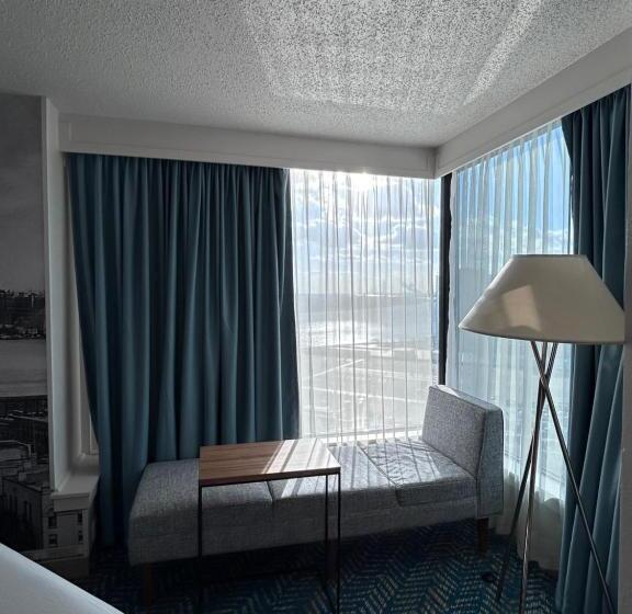 فندق Fort Pontchartrain Detroit, A Wyndham