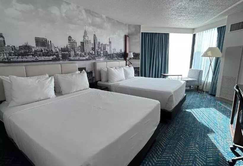 ホテル Fort Pontchartrain Detroit, A Wyndham