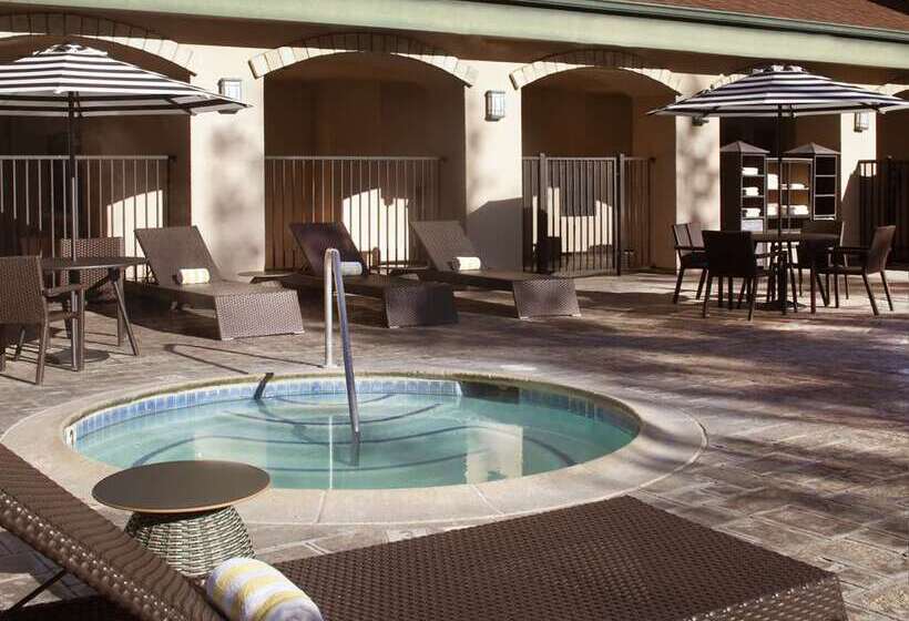 فندق Hilton Santa Cruz/scotts Valley