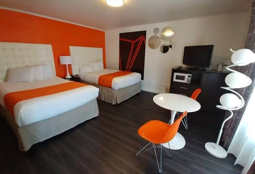 فندق Howard Johnson By Wyndham Modesto Ceres