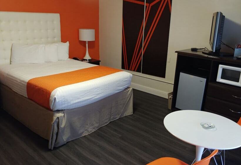 בית מלון כפרי Howard Johnson By Wyndham Modesto Ceres