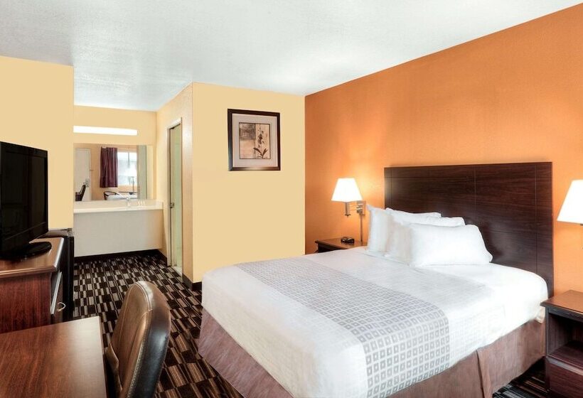 בית מלון כפרי Howard Johnson By Wyndham Modesto Ceres