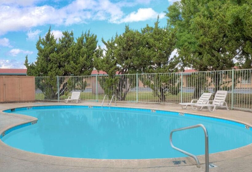 בית מלון כפרי Howard Johnson By Wyndham Modesto Ceres