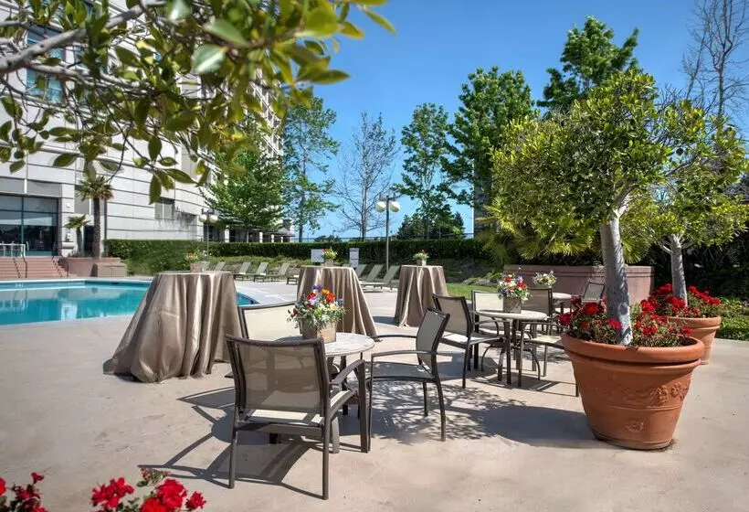 Отель Hyatt Regency San Francisco Airport