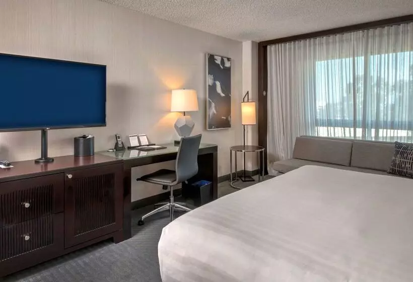 Отель Hyatt Regency San Francisco Airport